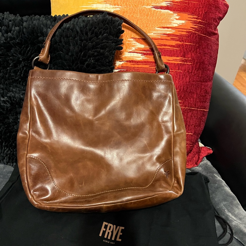 NWOT Frye Melissa Hobo in Cognac.